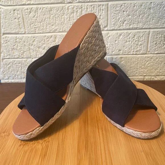 Tommy Bahama Navy Blue Stacey Wedge Espadrille Slip-on Sandals Size 8.5M - Picture 1 of 9